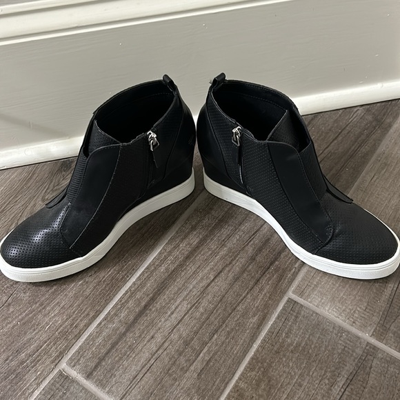 Mia wedge sneakers size 10 - Picture 3 of 4